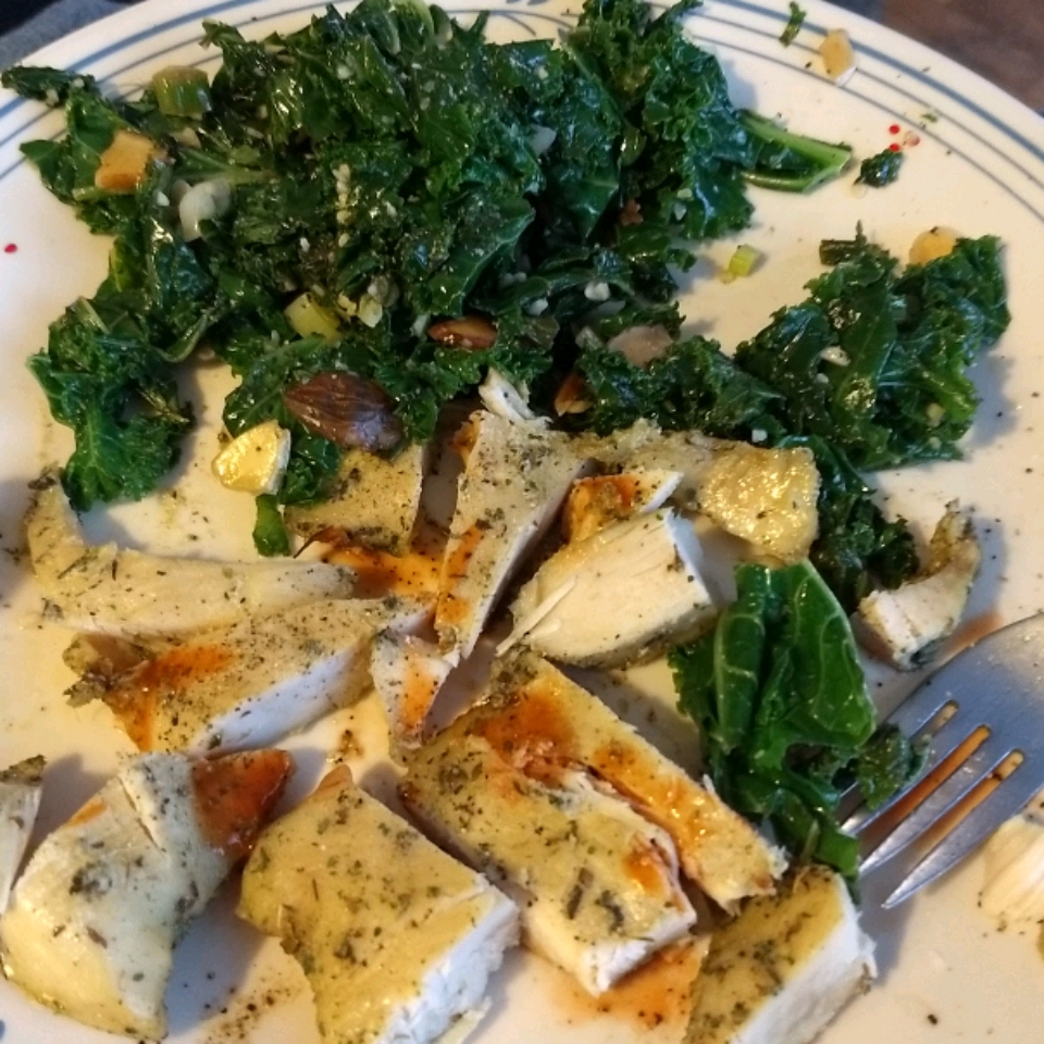 Easy Garlic Kale 