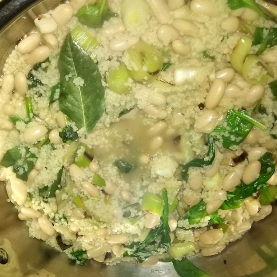 Spinach and Leek White Bean Soup Patricia Hobbs