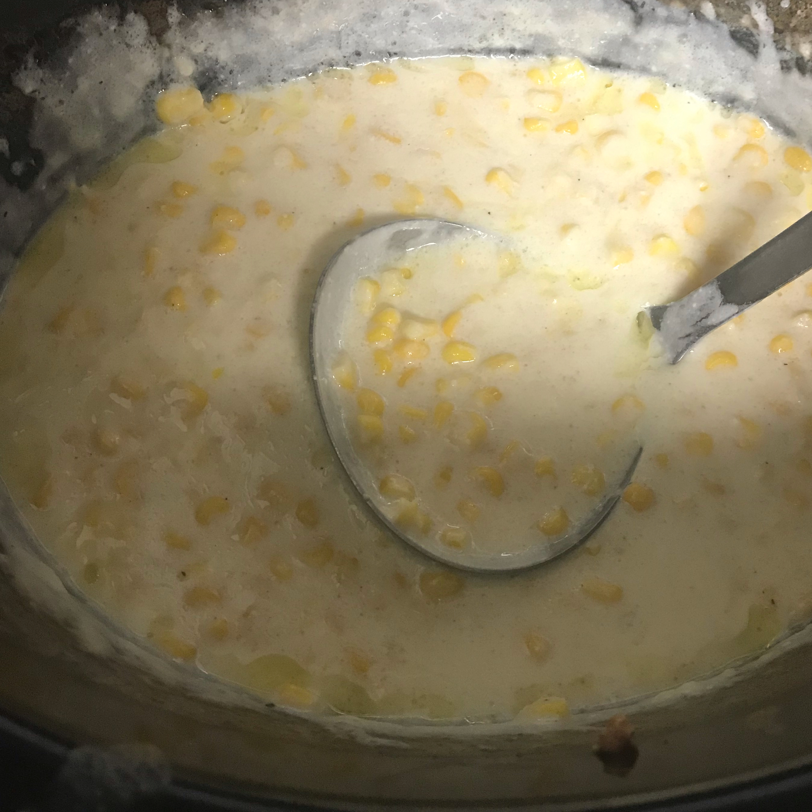 Slow Cooker Creamed Corn 