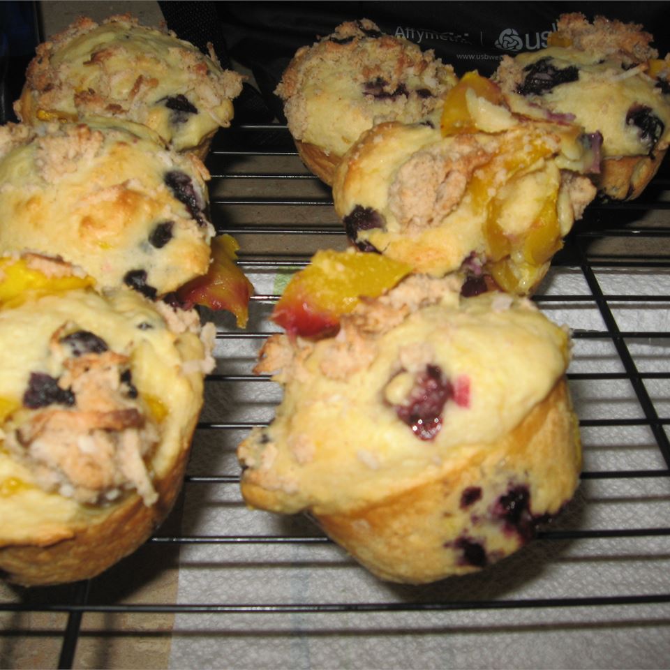 Mango Blueberry Muffins With Coconut Streusel 