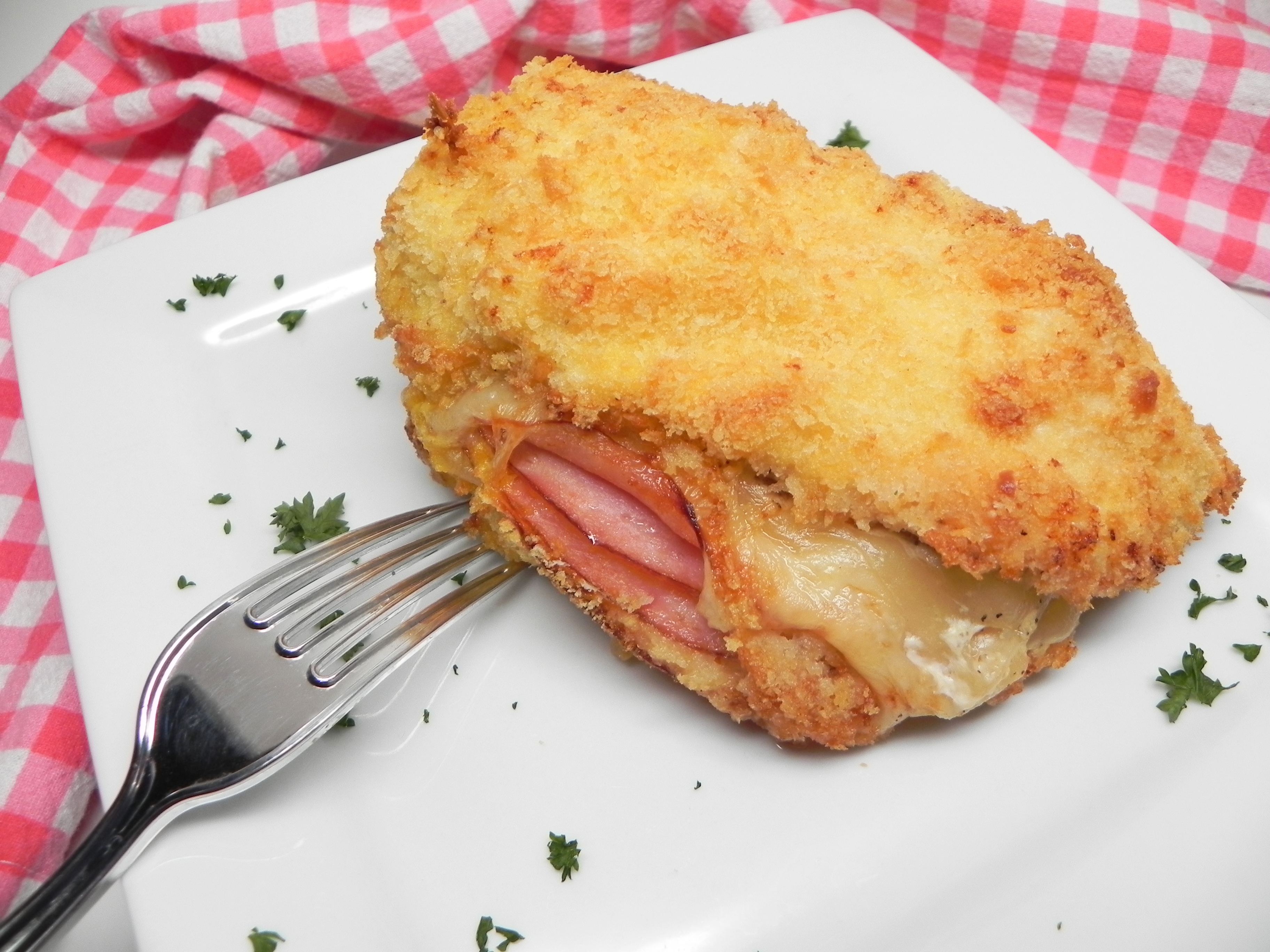 <p>This dinner for two is a fun way to get a restaurant-quality meal in no time. It features crispy chicken stuffed with ham and Swiss cheese, all the necessary ingredients of the iconic Cordon Bleu dish.</p>
                          <p>"I seldom review a recipe, but this one is truly 5 star. My only change was to use Italian bread crumbs instead of panko. The chicken was moist and and flavorful. Fantastic," write reviewer army cook.</p>
                          
