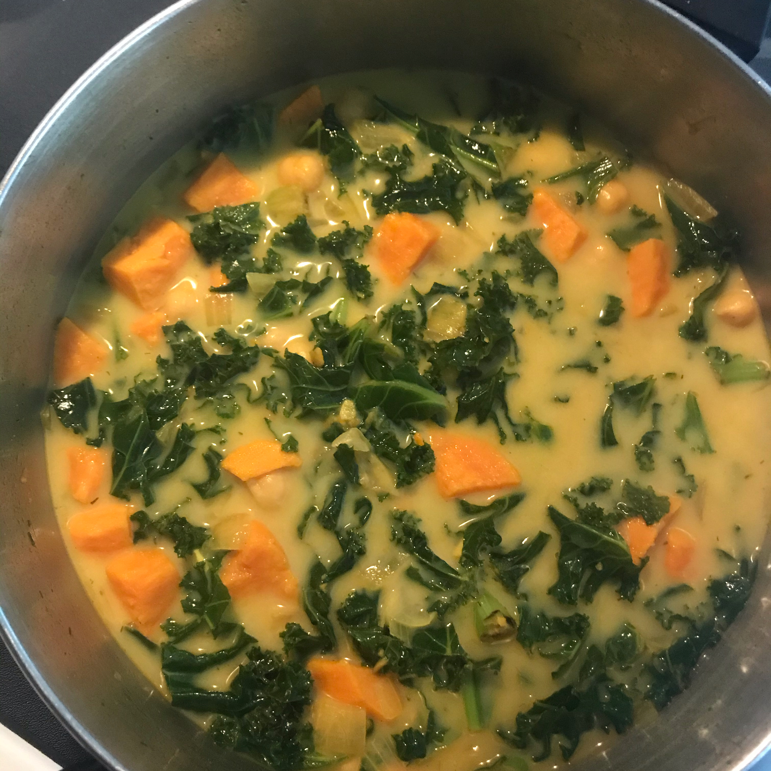 Sweet Potato and Kale Soup 