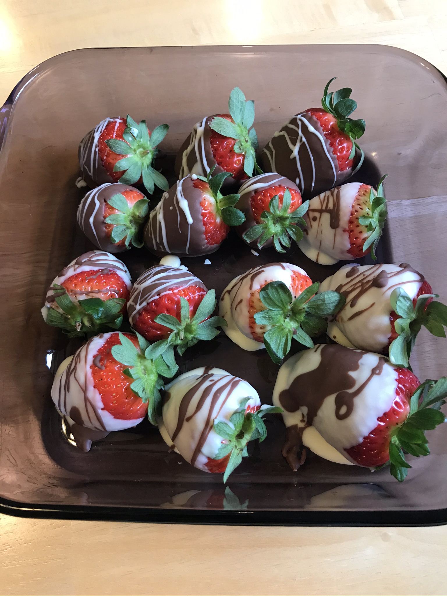 Healthier Chocolate Covered Strawberries 