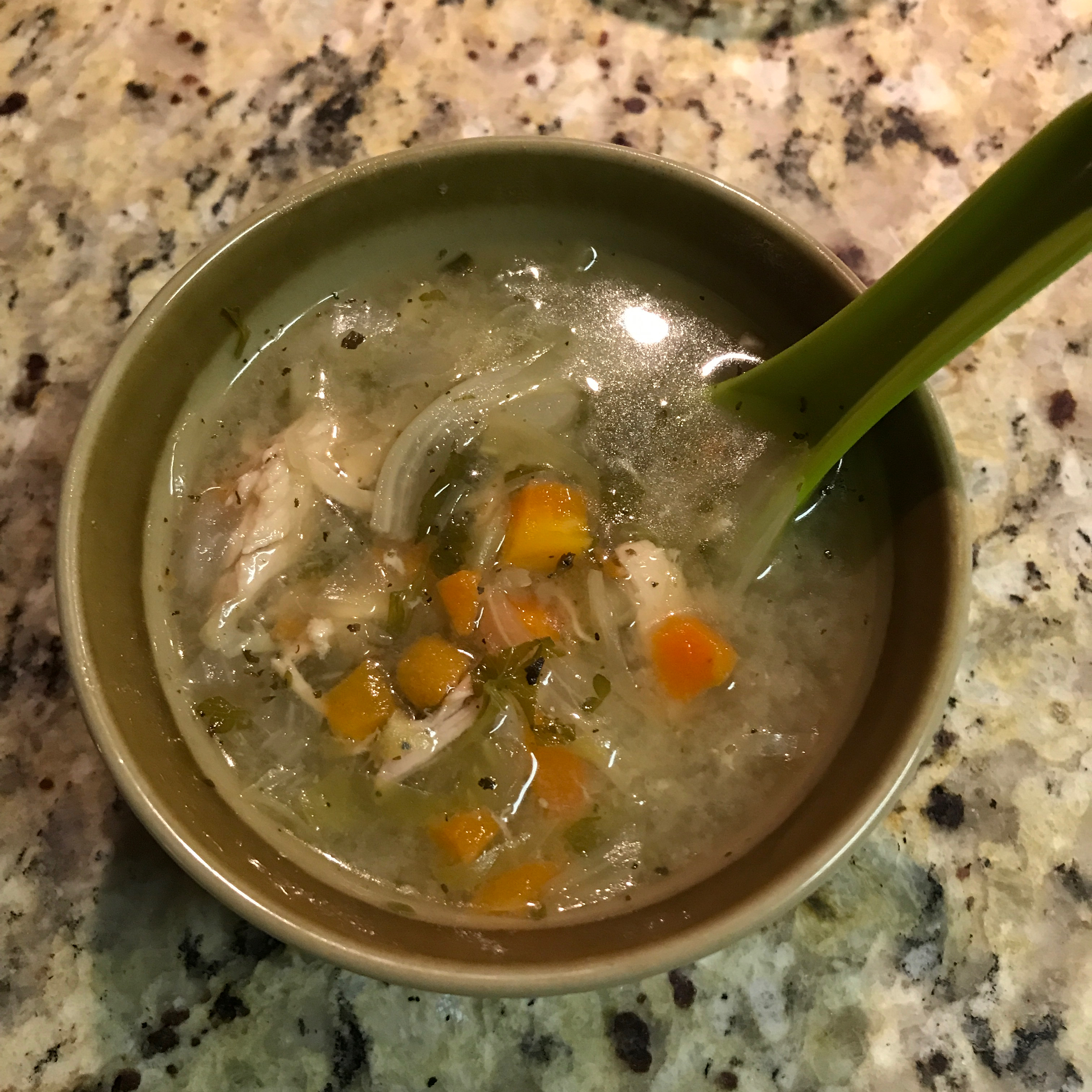The Best Slow Cooker Chicken Soup yHuRG