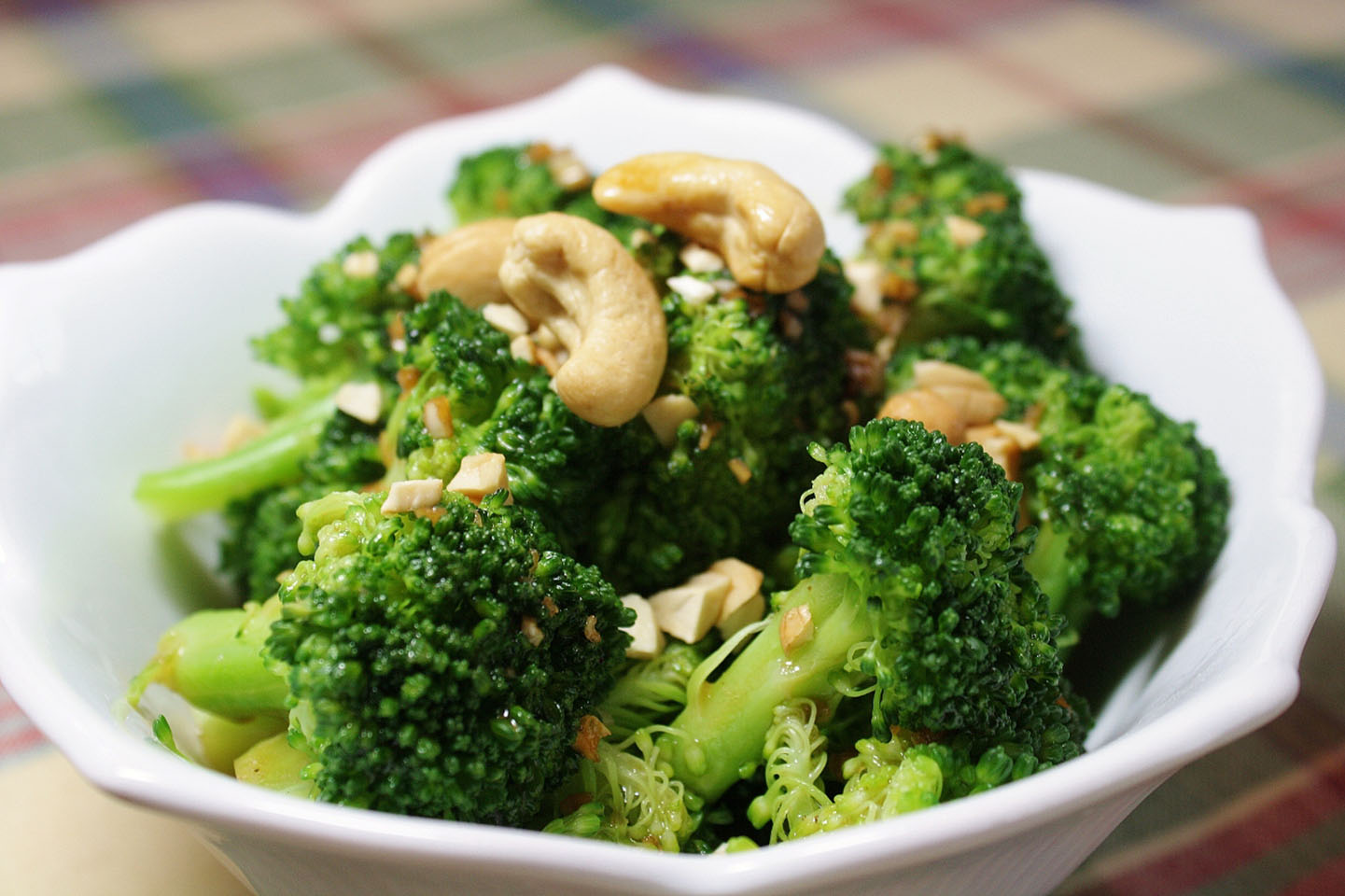 Broccoli with Garlic Butter and Cashews