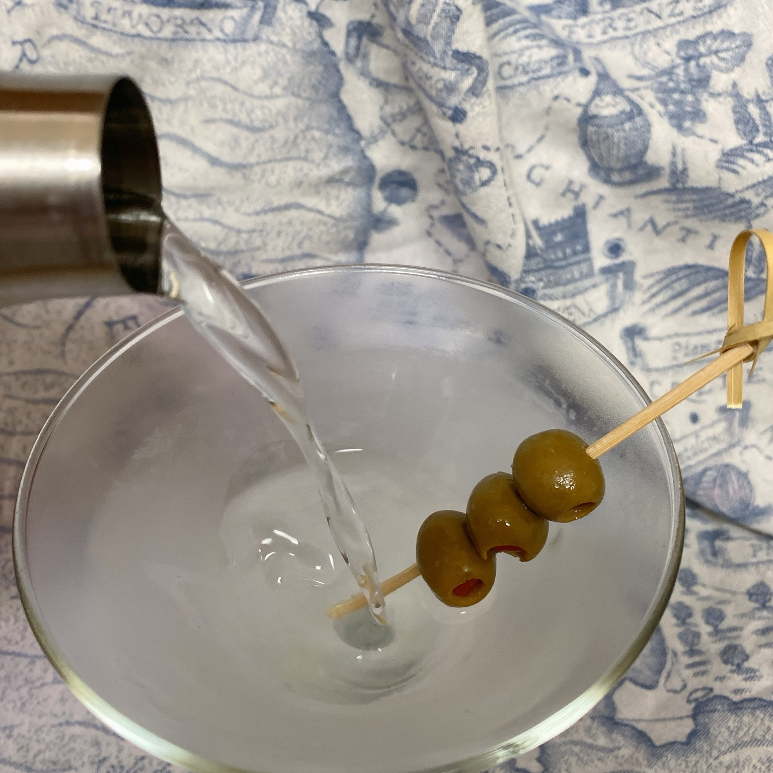 Vodka Martini Cocktail thedailygourmet