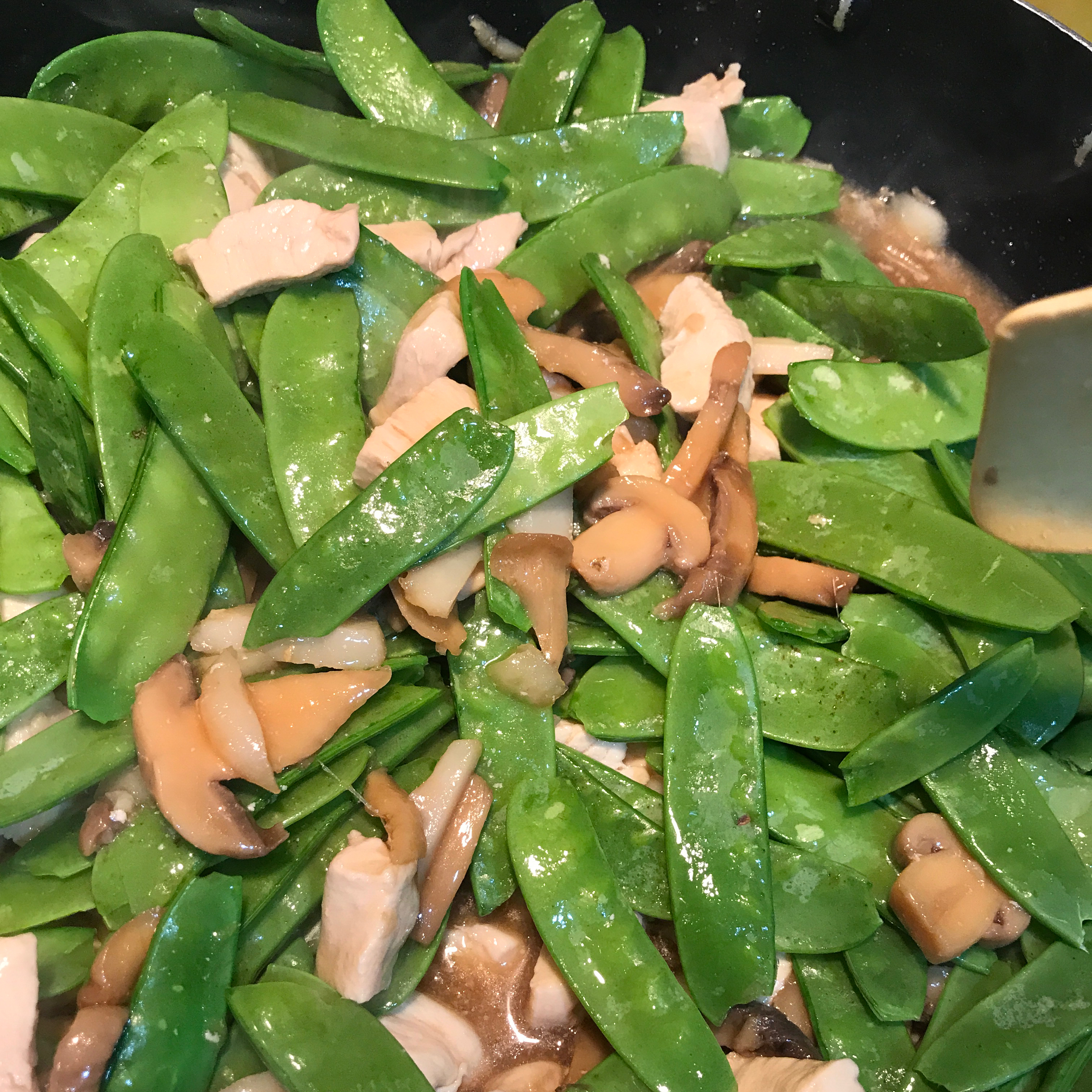 Chicken and Snow Peas 