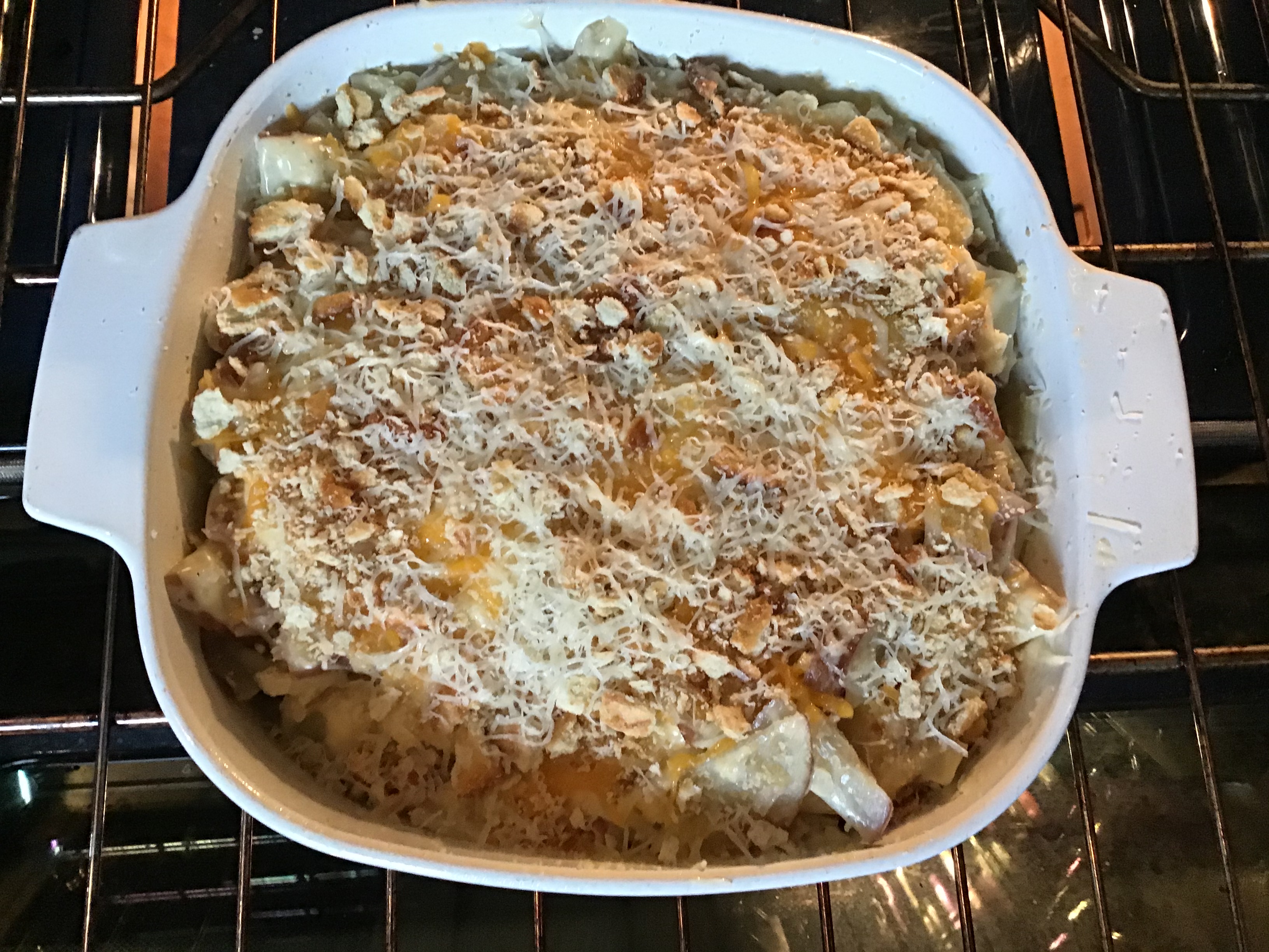 Parmesan-Crusted Au Gratin Potatoes and Onion 