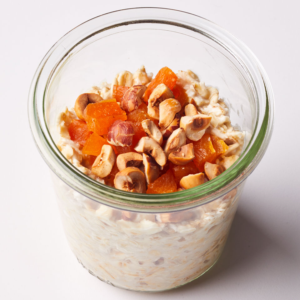 <p>Make mornings a little easier when you soak oats overnight for a quick and easy breakfast.</p>
                          