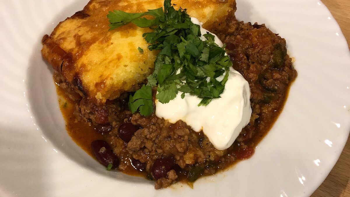 Firehouse Chili and Cornbread Casserole