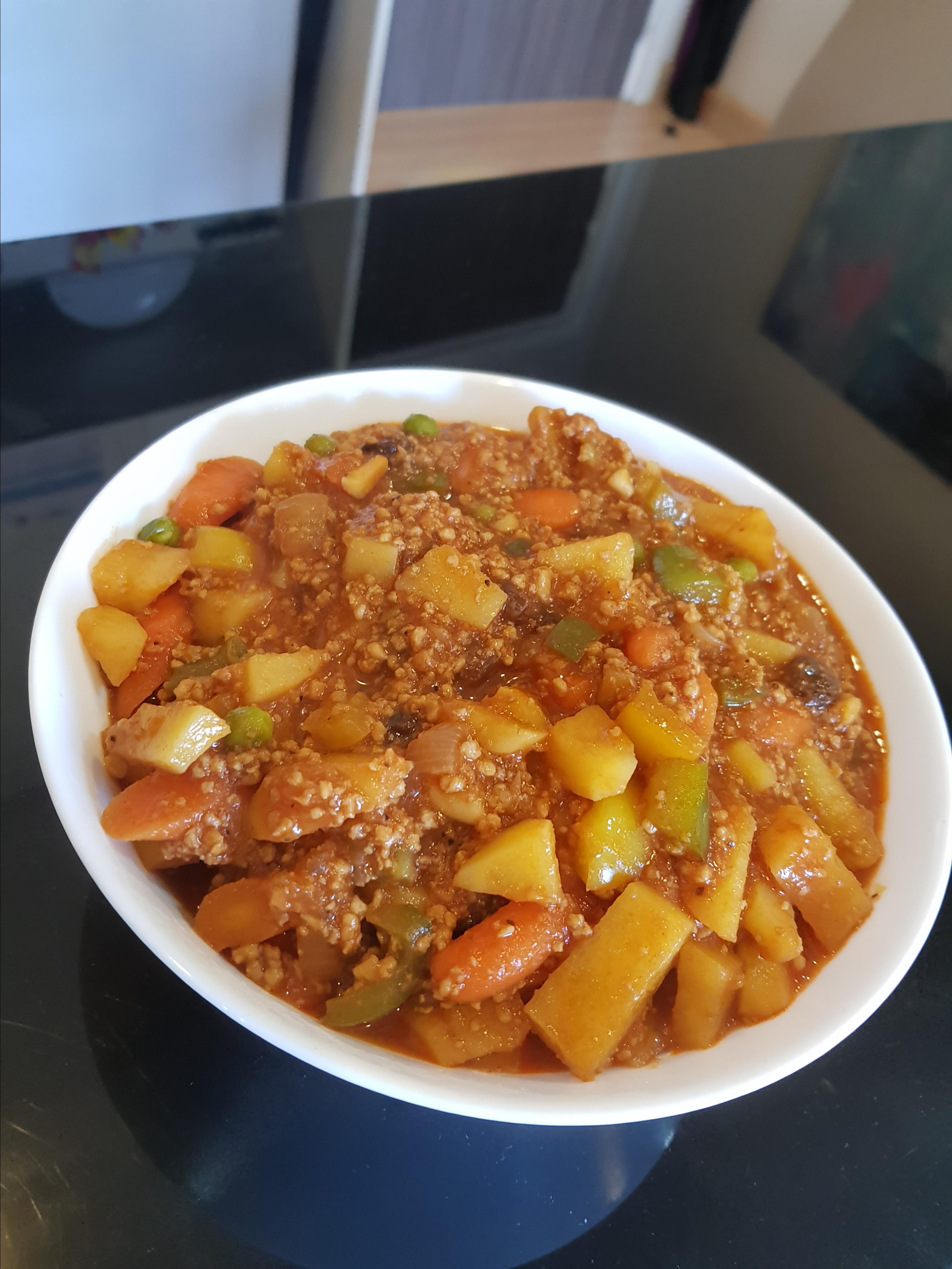 <p>This Filipino comfort food features ground beef, vegetables, raisins, and tomato sauce. "One of my favorite childhood dishes," says Bea. "This recipe is really yummy, thank you!"</p>
                          