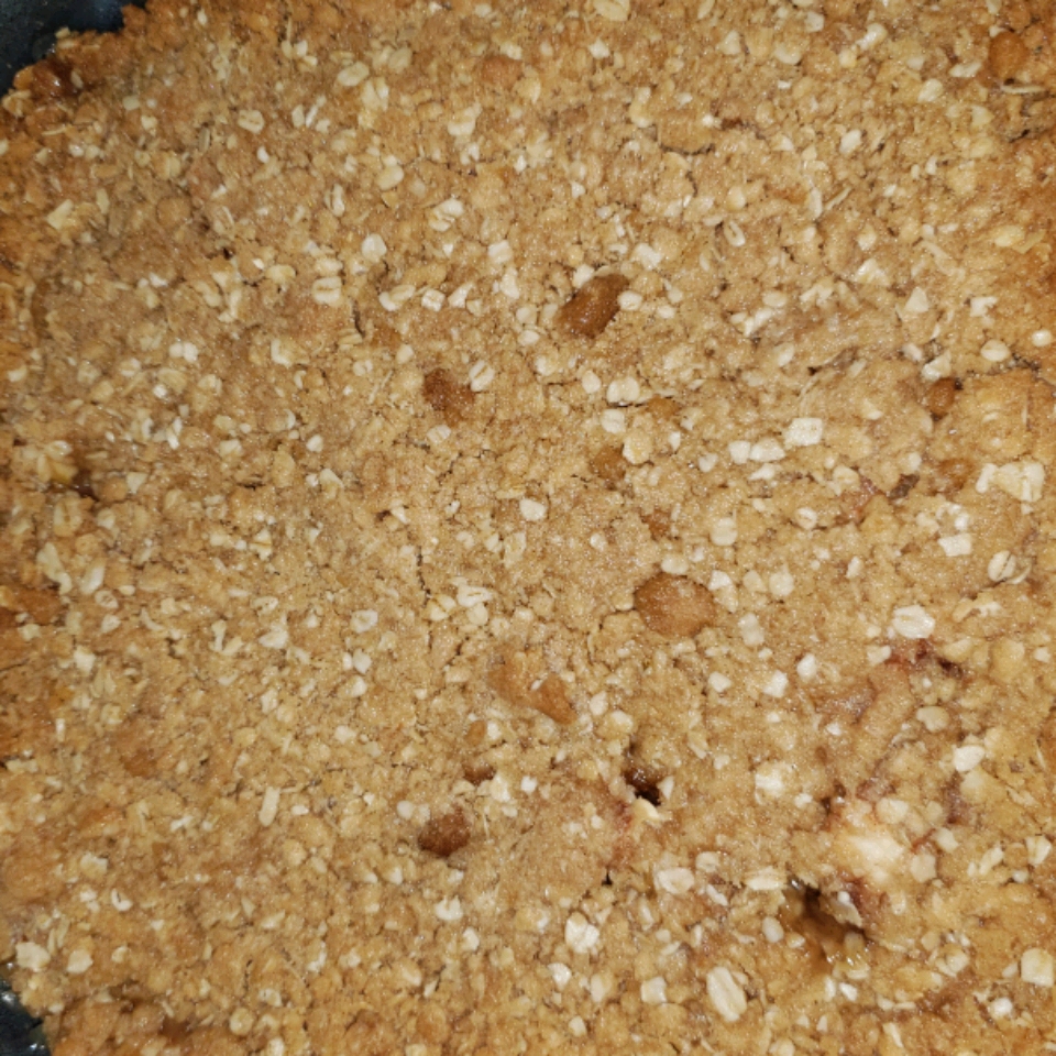 Apple Crisp with Oat Topping 