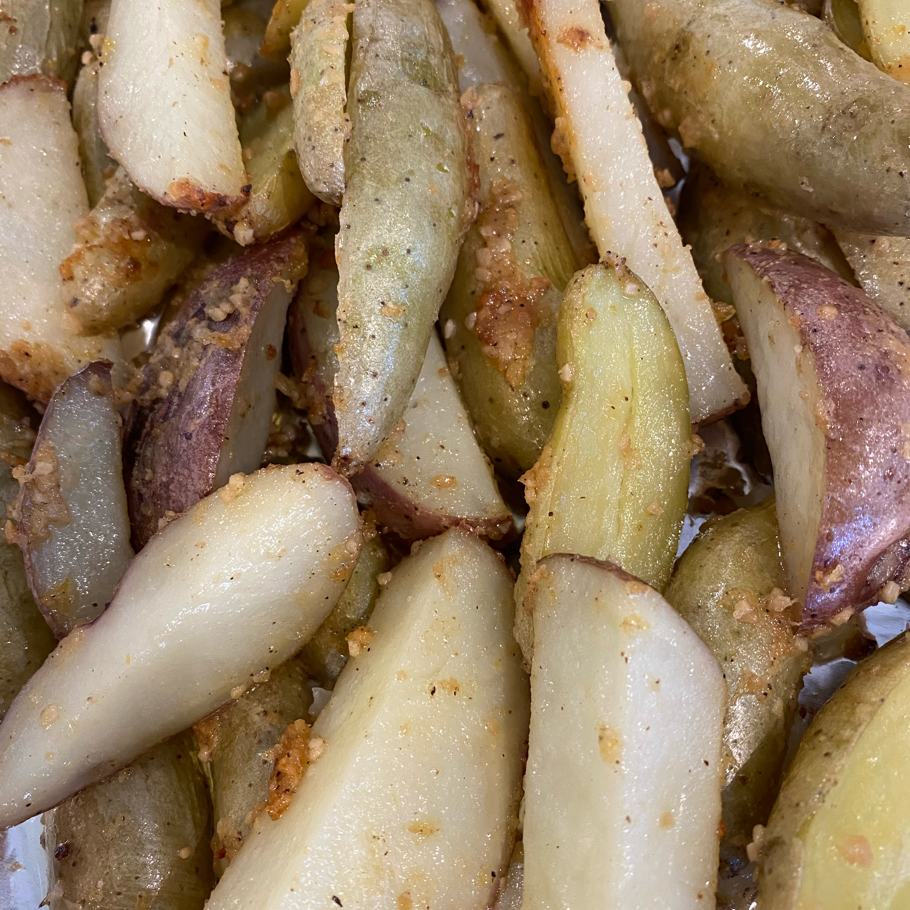 Roasted Garlic-Parmesan Fingerling Potatoes 