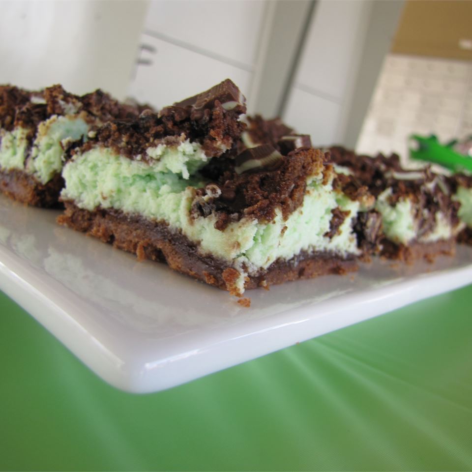 St. Patrick's Chocolate & Mint Cheesecake Bars