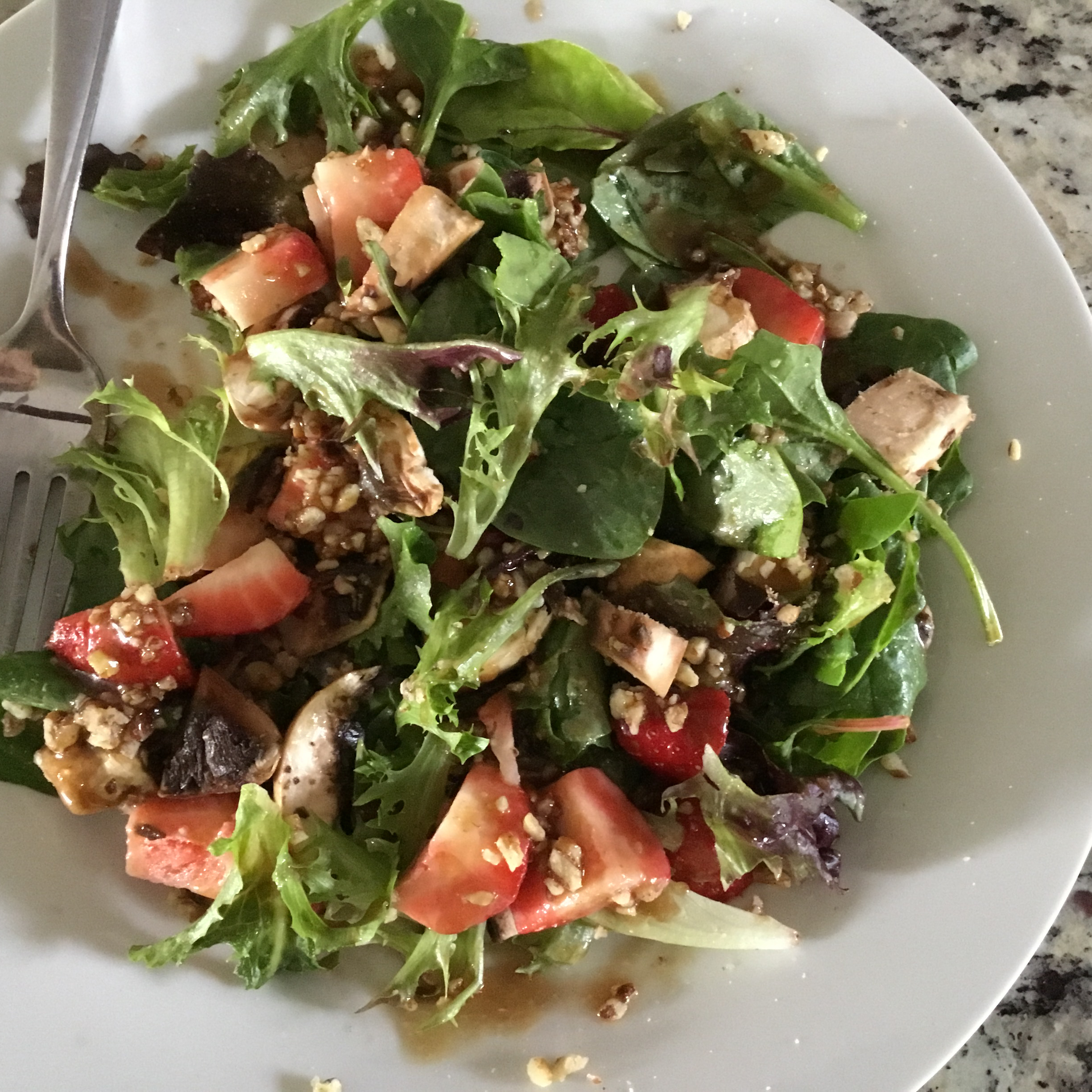 Spicy Strawberry Salad KAREN