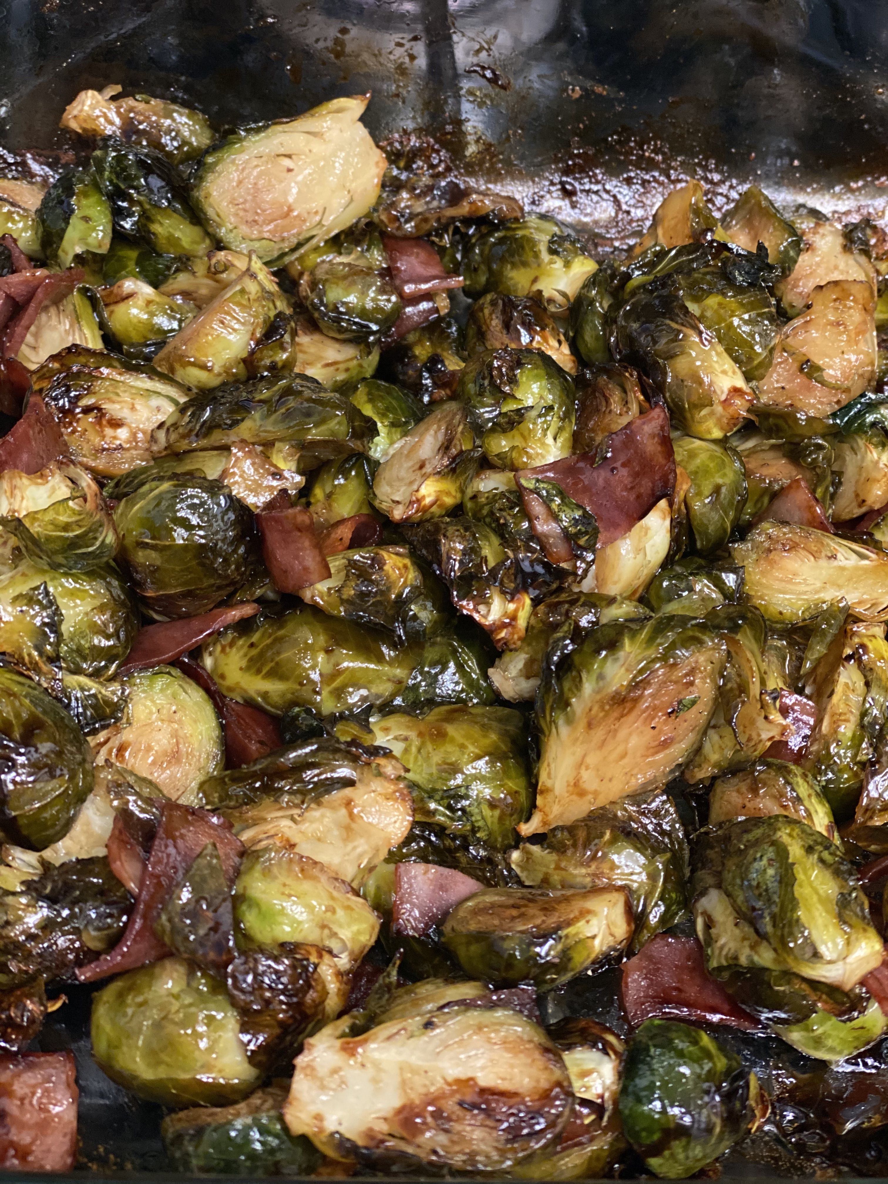 Maple Roasted Brussels Sprouts with Bacon 