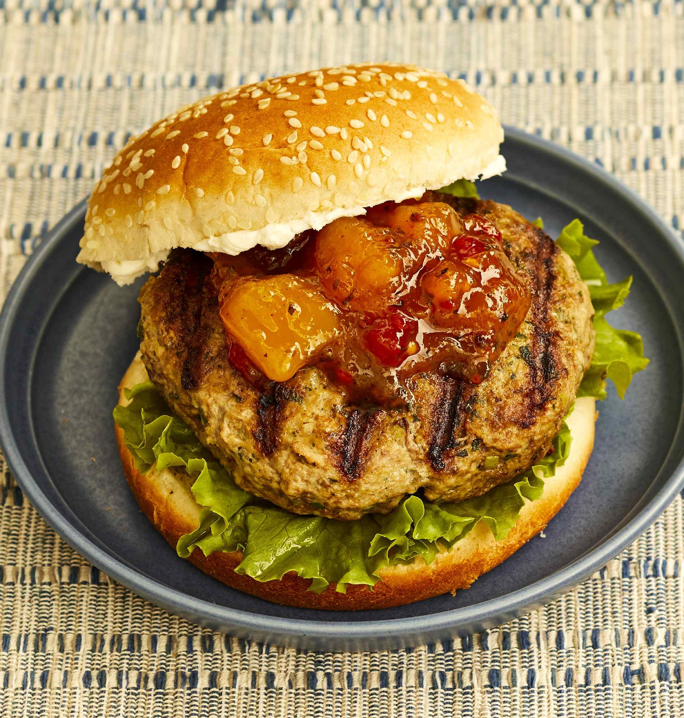 <p>"If you have never prepared lamb burgers, I highly recommend you try this recipe. Serve on hamburger buns with lots of mango chutney and cream cheese," says Jo. "Also good with lettuce, tomato and red onion."</p>
                          