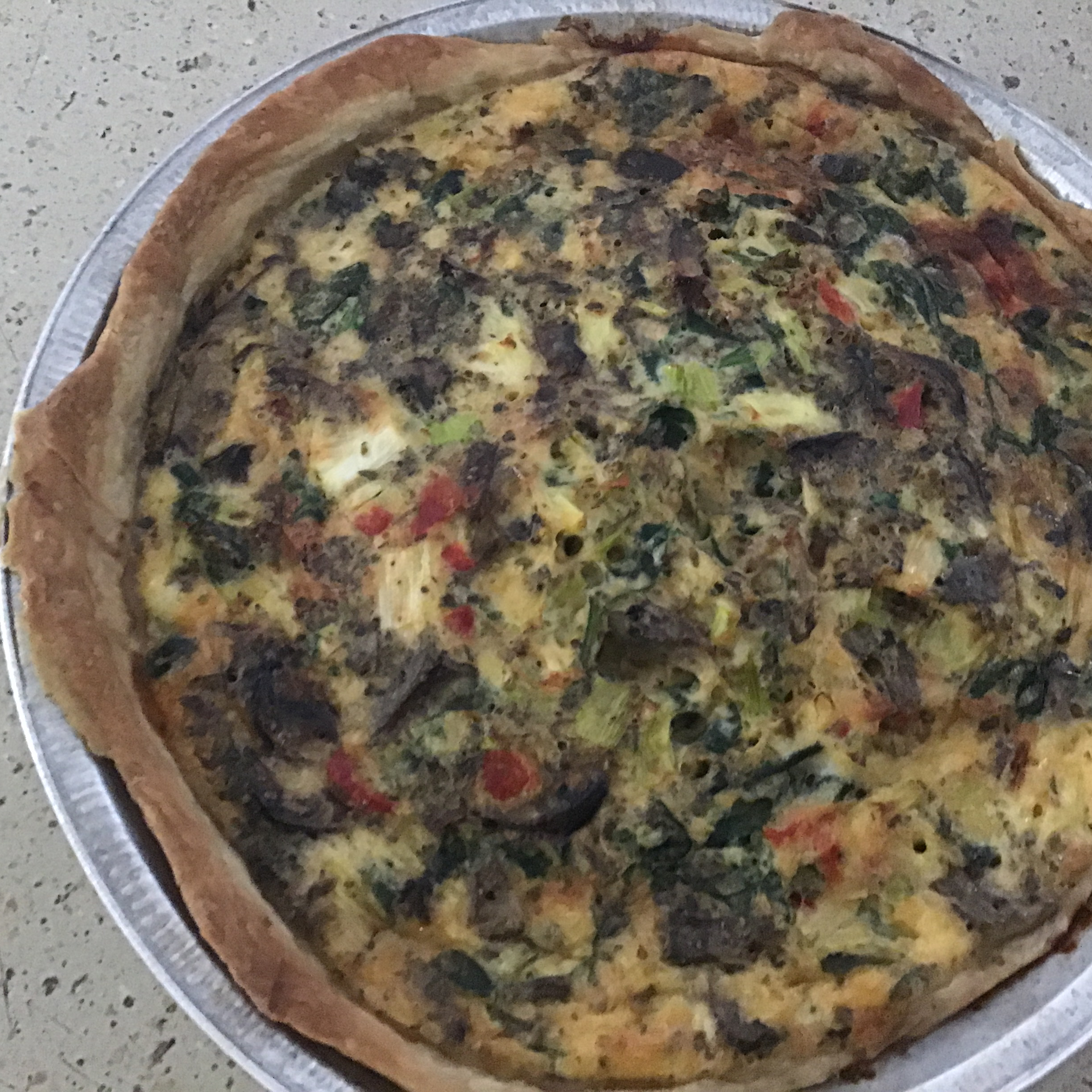 Light and Fluffy Spinach Quiche 