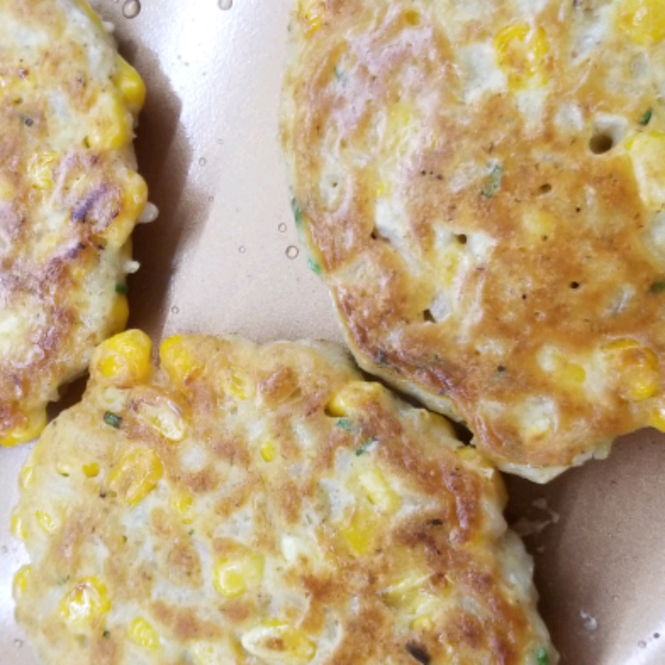 Brown Rice and Corn Cakes