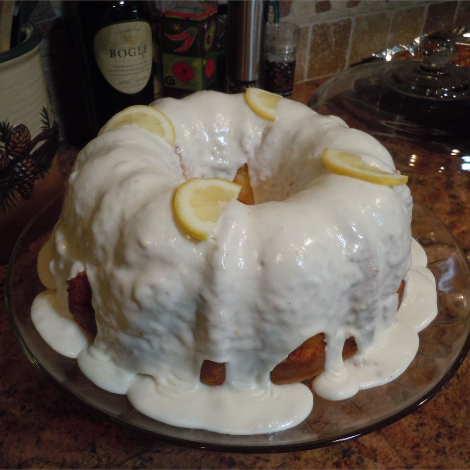Lemon Lover's Pound Cake 