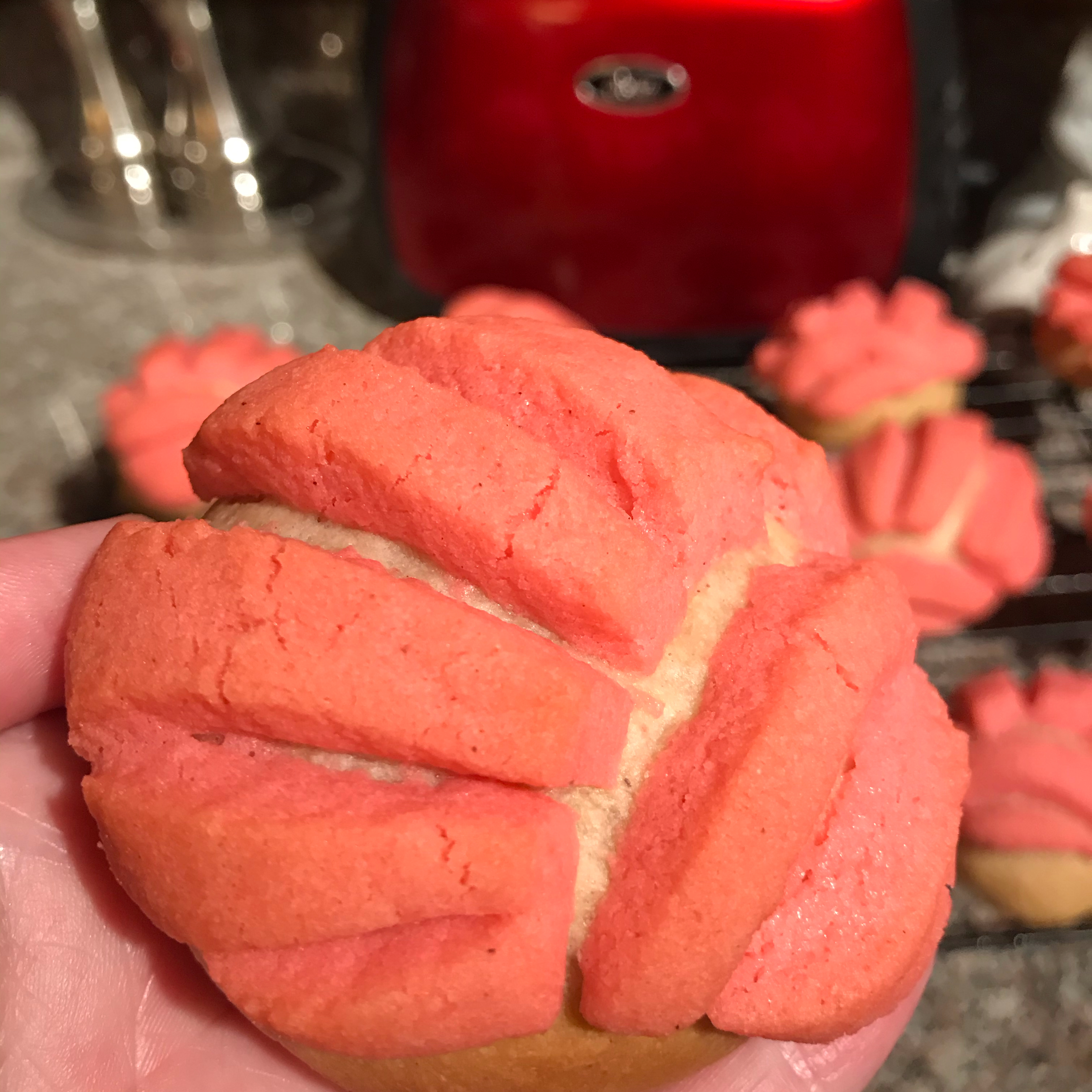 Conchas (Mexican Sweet Bread) 