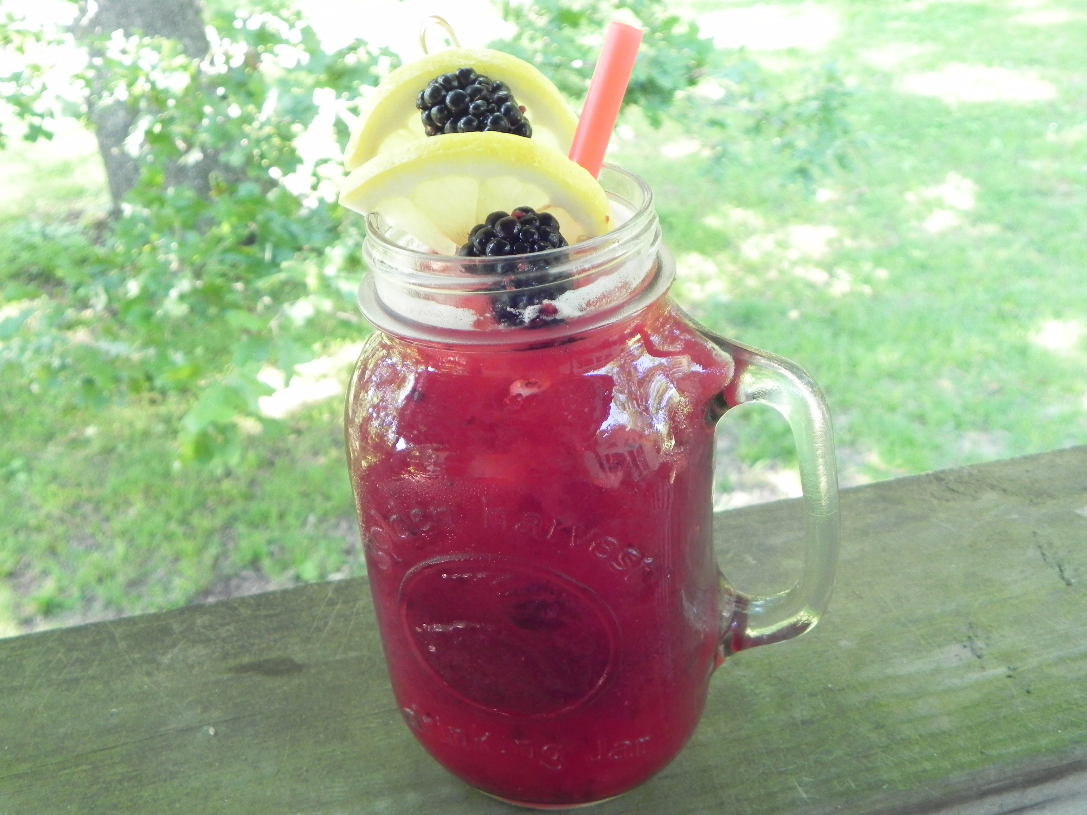 Homemade Blackberry Lemonade