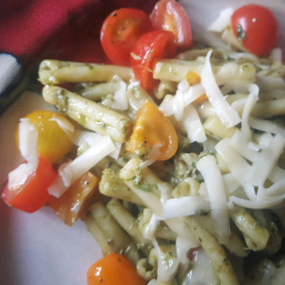 Pesto Pasta Caprese Salad Colleen Seal