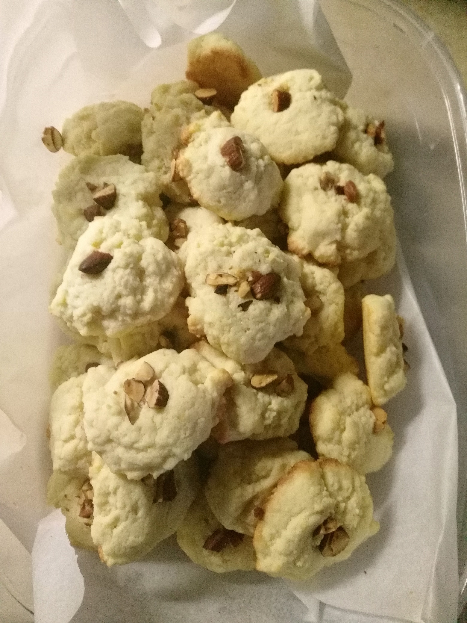 Almond Cookies I Liz Morgenroth Pyne