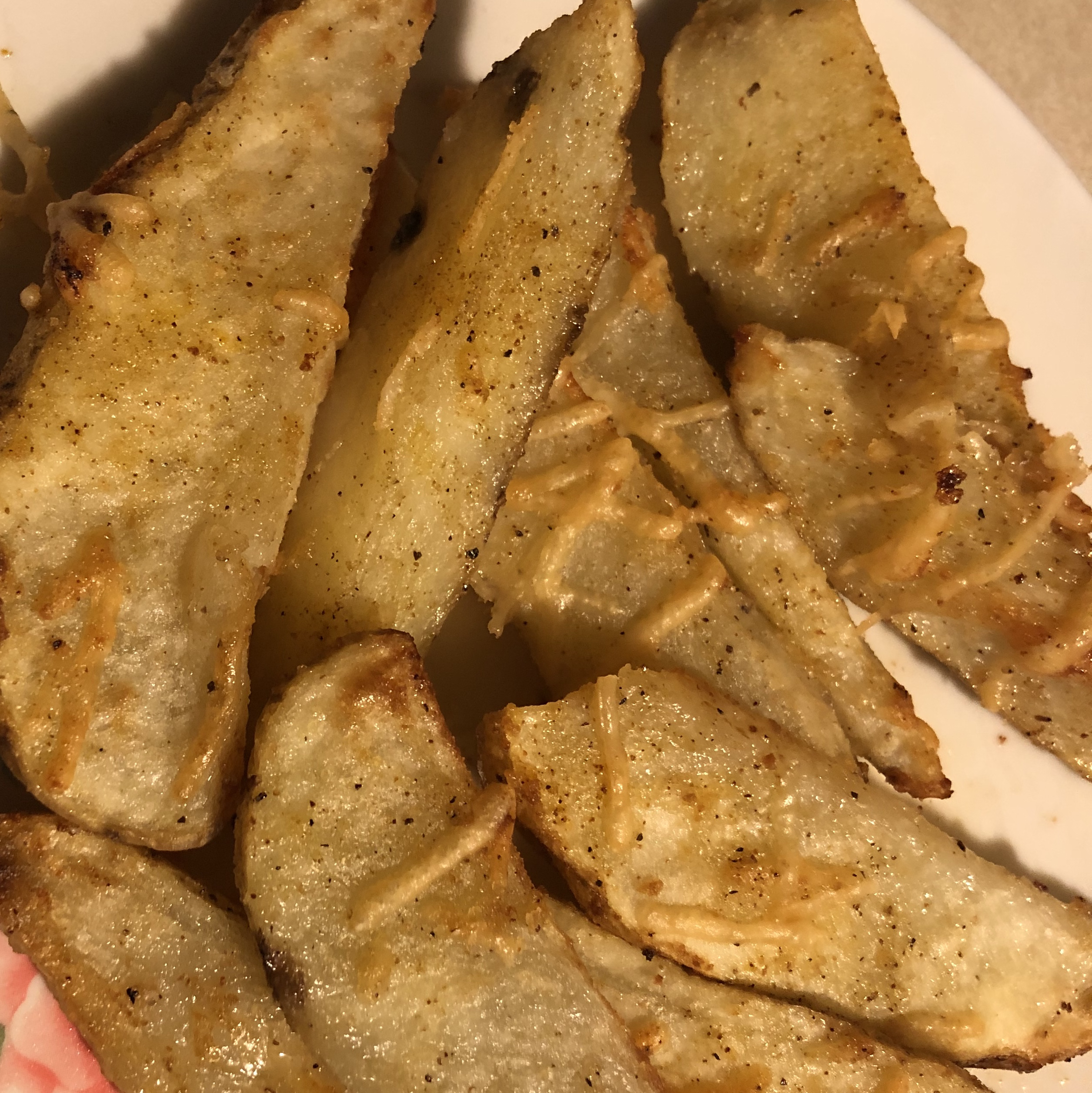 Oven-Fresh Seasoned Potato Wedges 