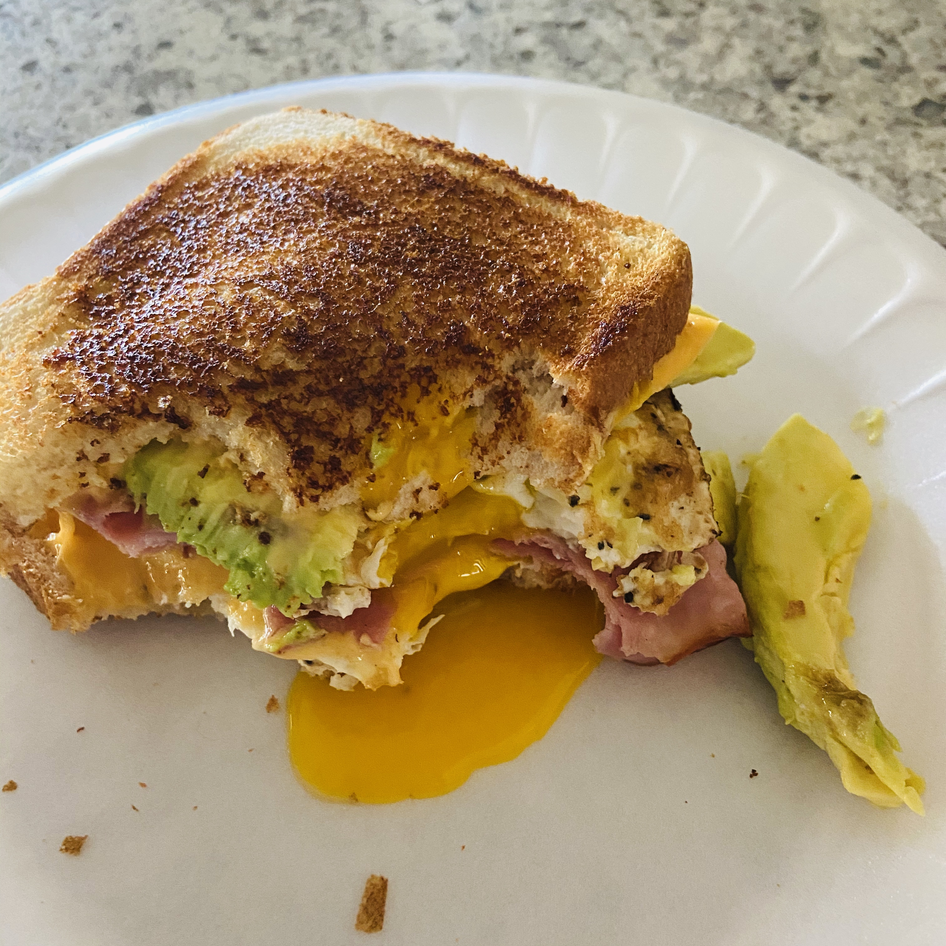 Avocado Breakfast Sandwich 