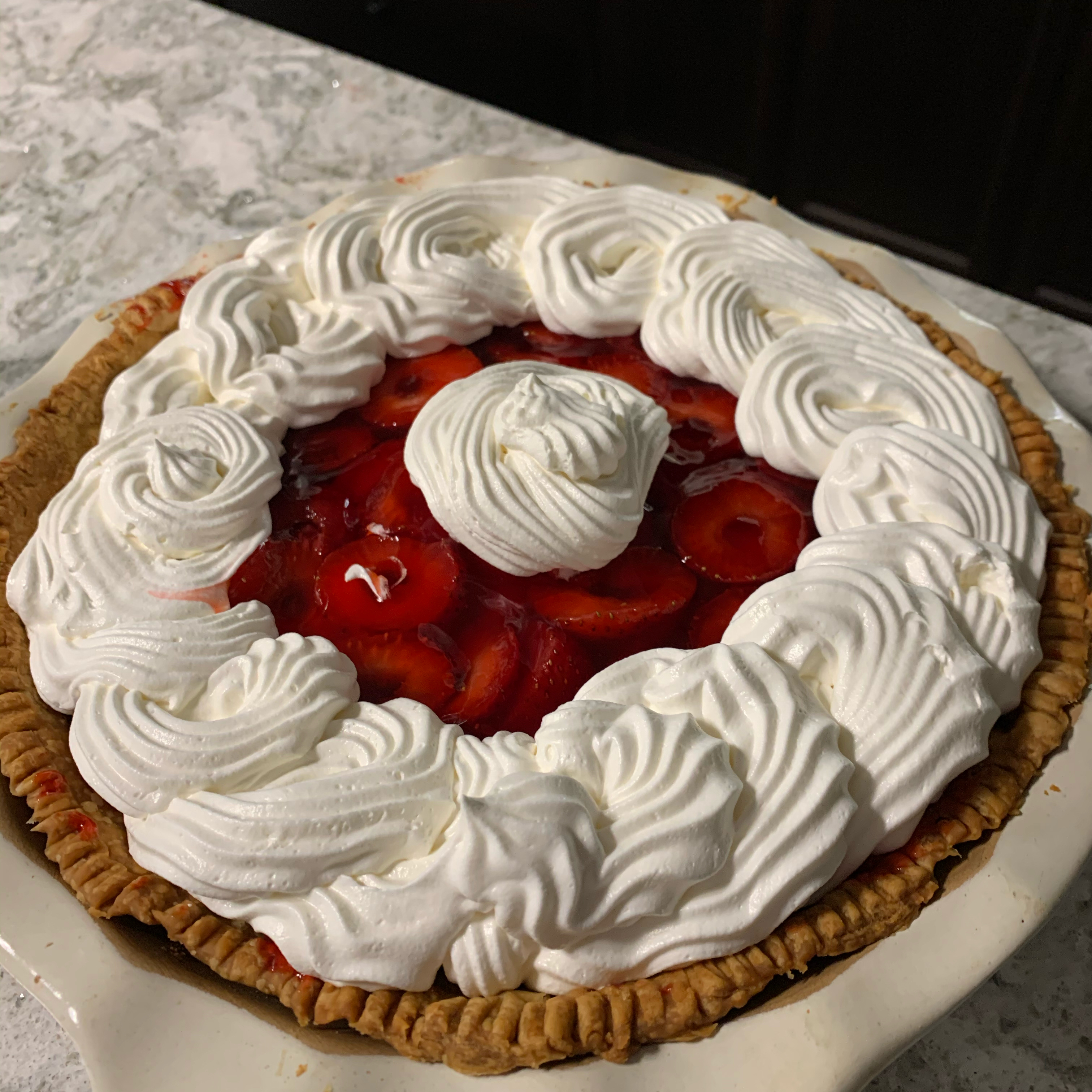Fresh Strawberry Cheesecake Pie 