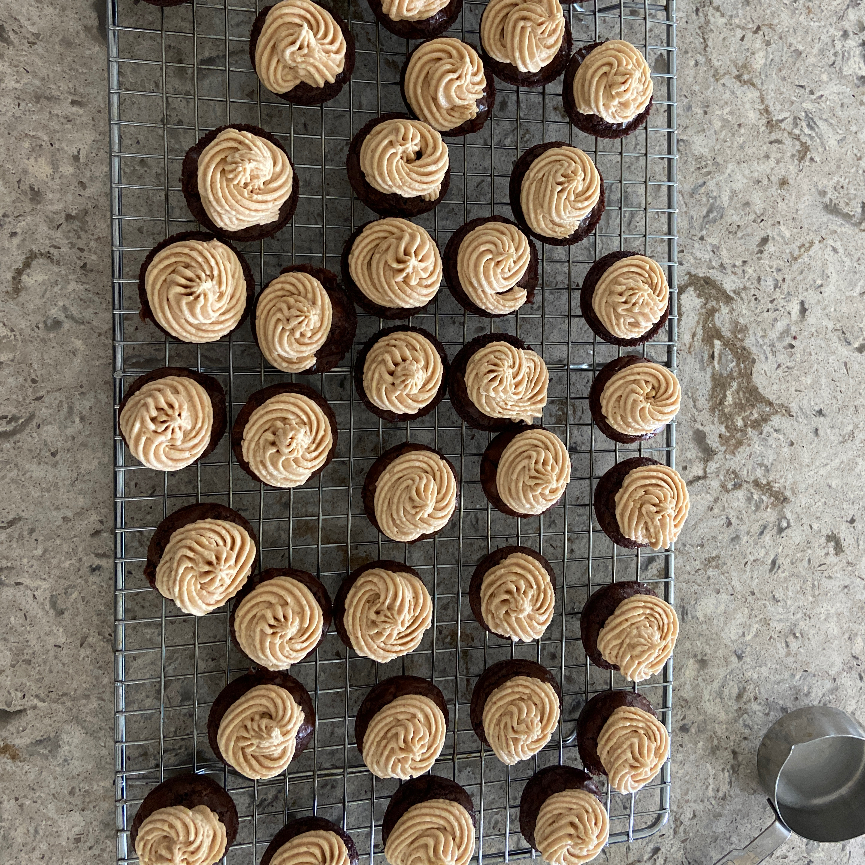 Brownie Bites with Peanut Butter Frosting 