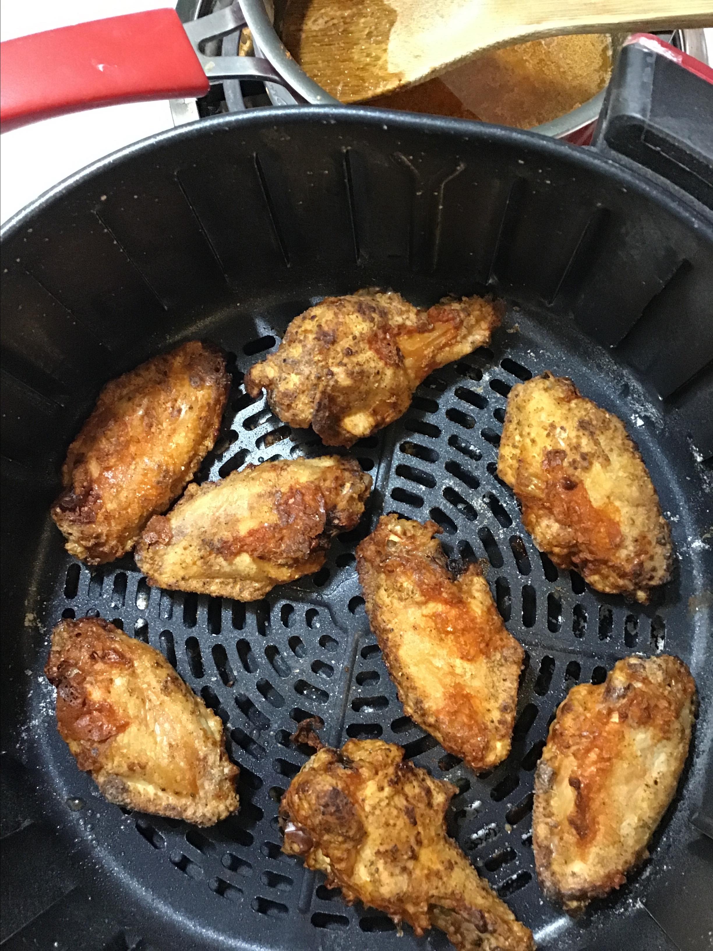 Air Fryer Old Bay&reg; Chicken Wings 