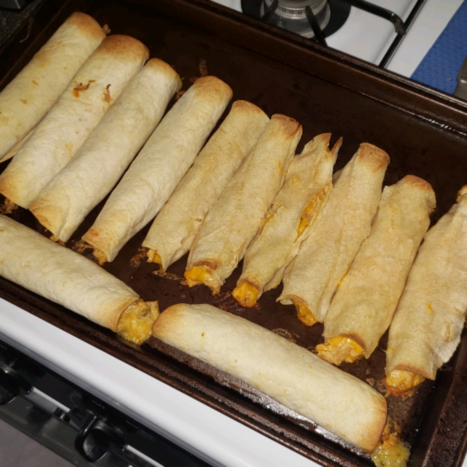 Slow Cooker Jalapeno Popper Taquitos 