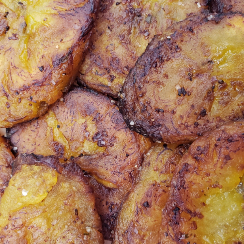 Tostones (Fried Plantains) 