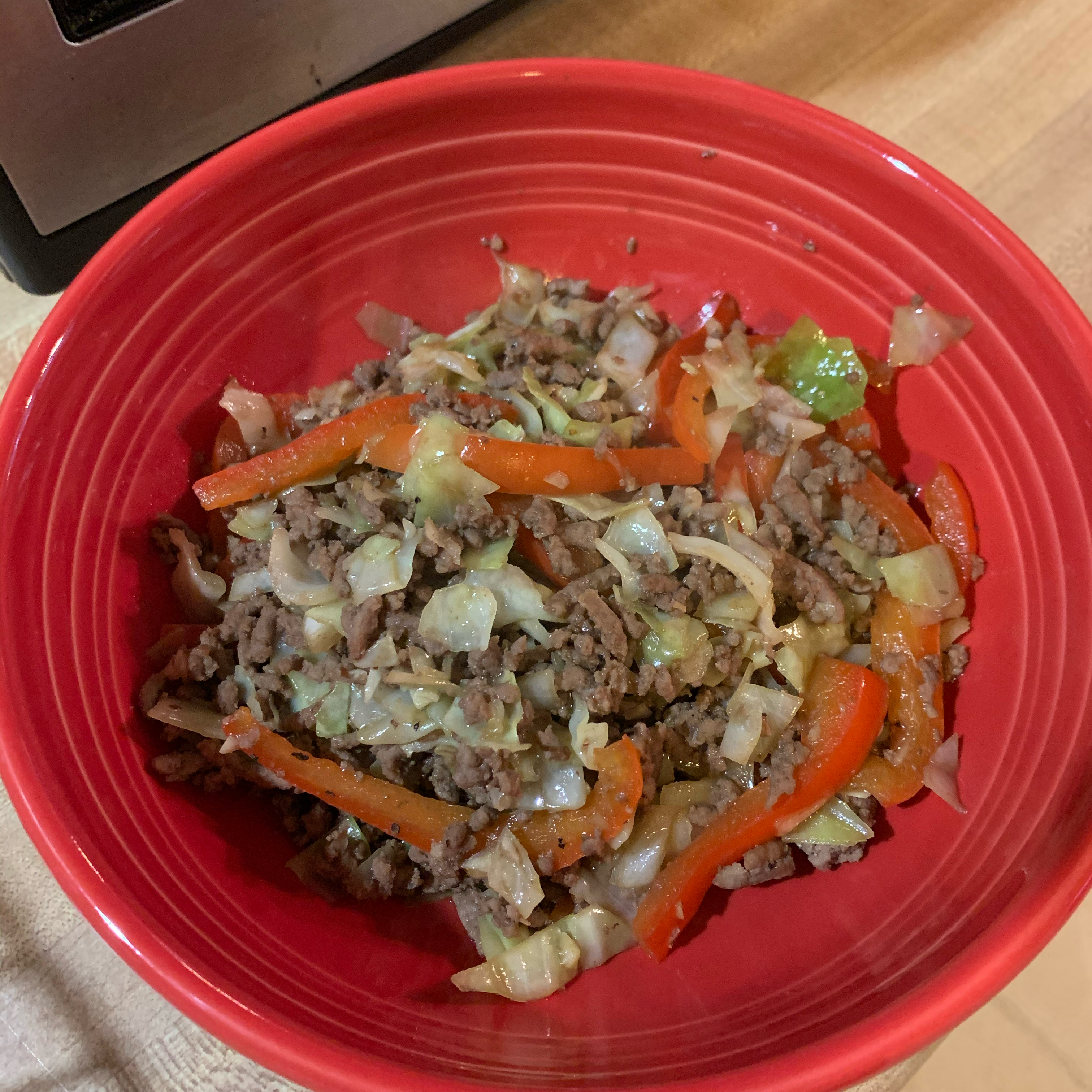 Black Pepper Beef and Cabbage Stir Fry 