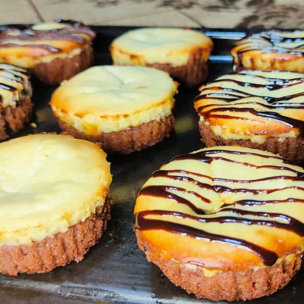 Mini Chocolate Hazelnut Cheesecakes