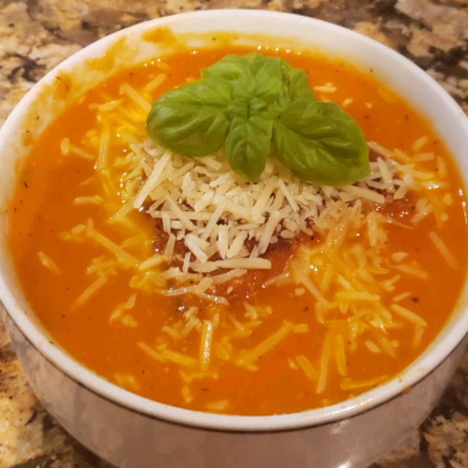 Garden-Fresh Tomato Soup winointhekitchen