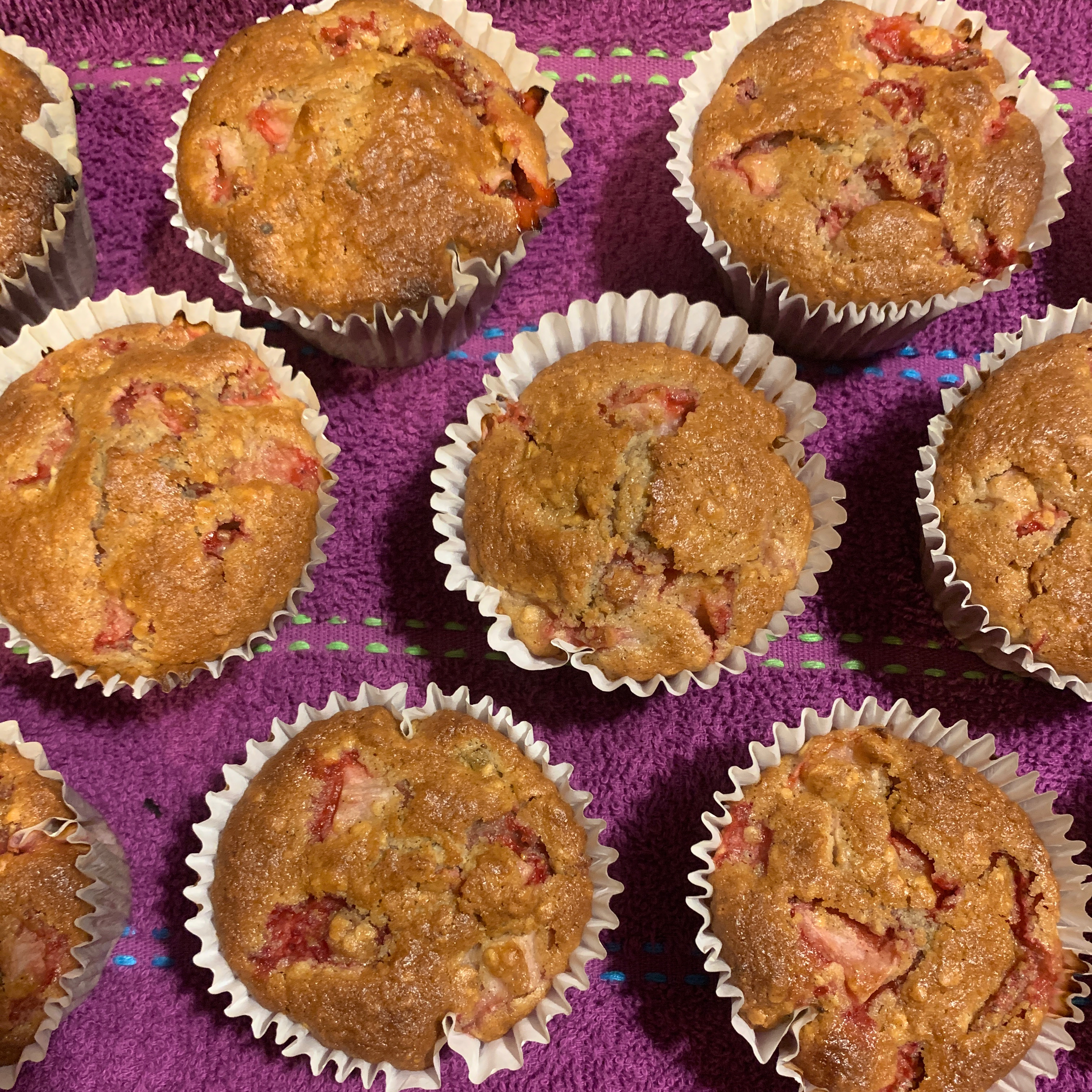 Strawberry Cinnamon Oatmeal Muffins Andrea N Nathan Slaughter