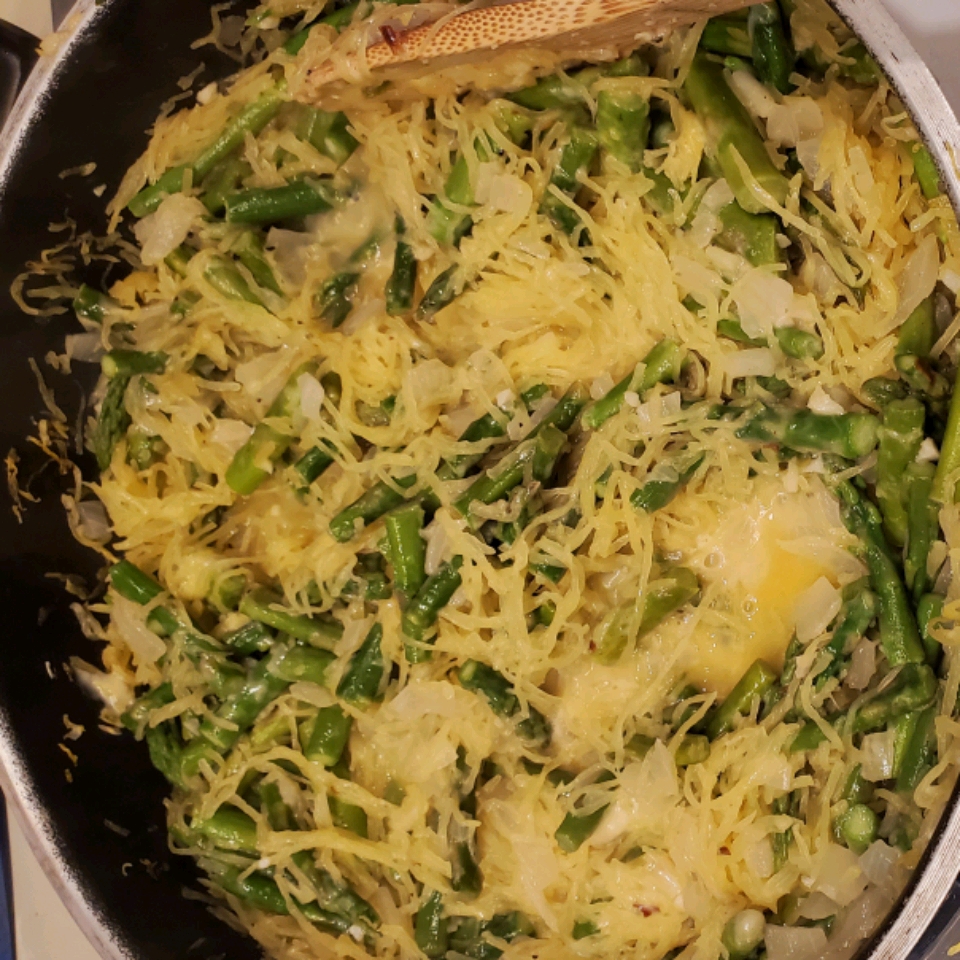 Roasted Spaghetti Squash with Asparagus and Goat Cheese 