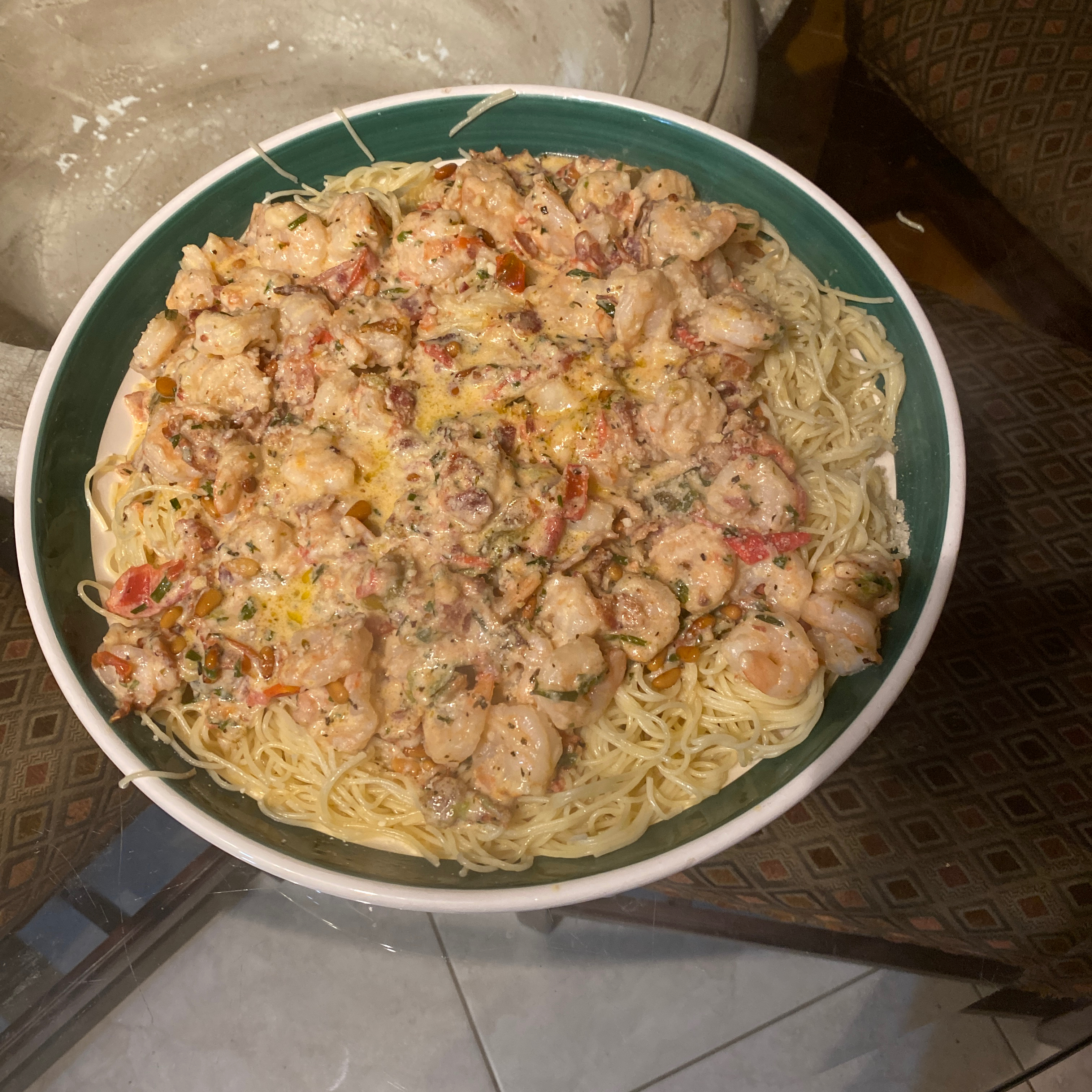 Shrimp Linguine with Tomatoes 
