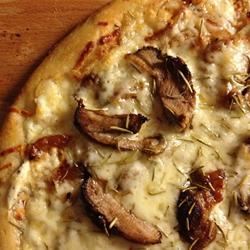 Duck and Fontina Pizza With Rosemary and Caramelized Onions 