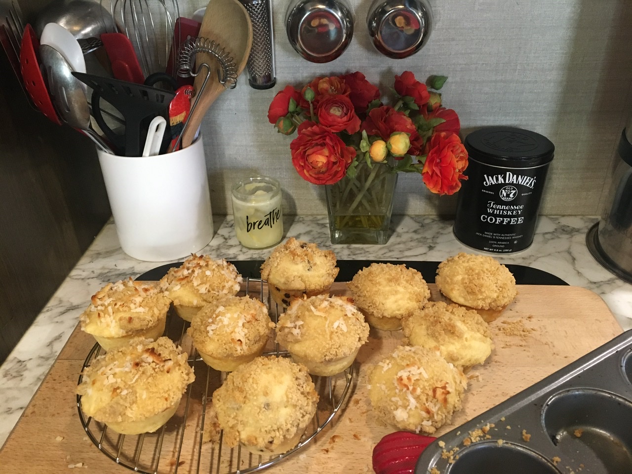 Delicious Pineapple Muffins 