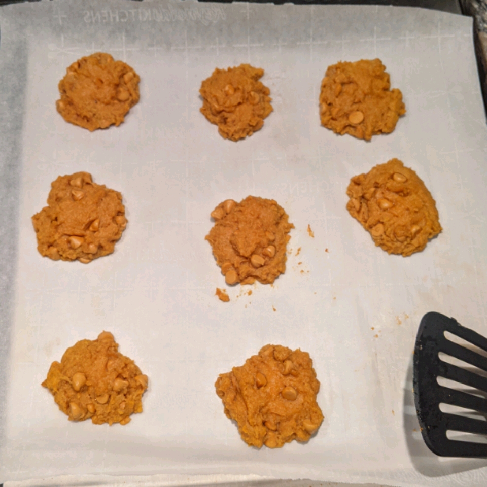 Pumpkin Cookies I Nique Eagen