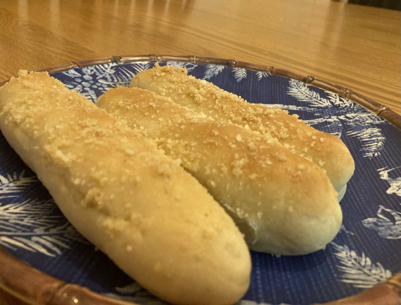 Super Fluffy Bread Sticks 