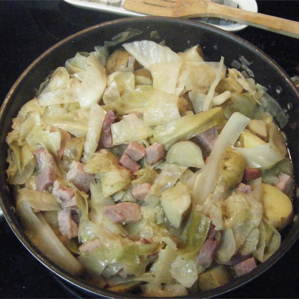 Skillet Ham, Cabbage and Potatoes 