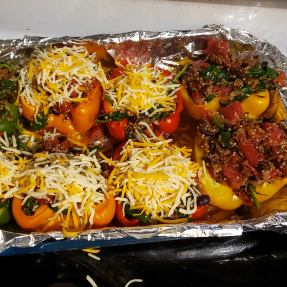 Stuffed Peppers with Quinoa 