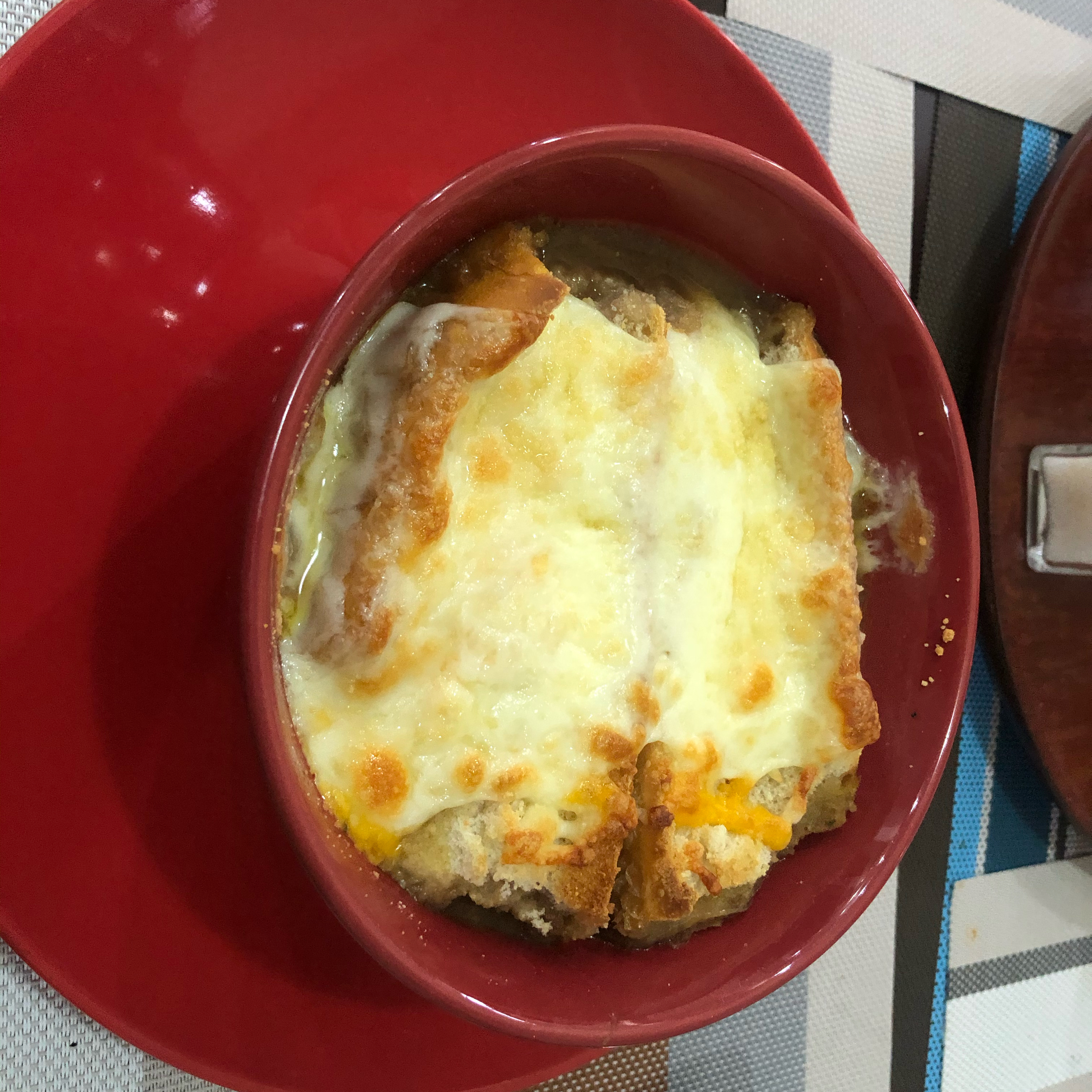 French Onion Soup Gratinee 