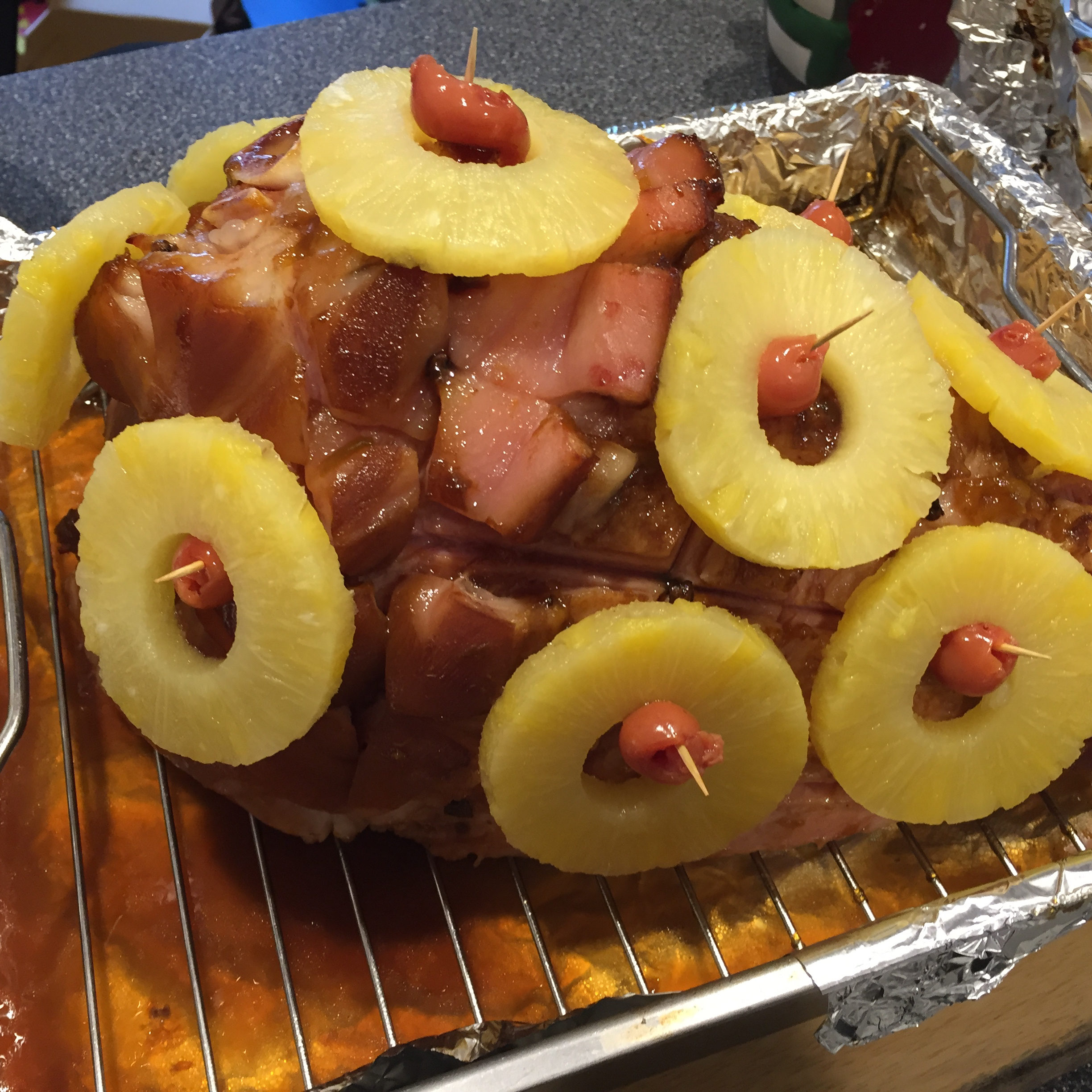 Ham with Pineapple M_Pritchy