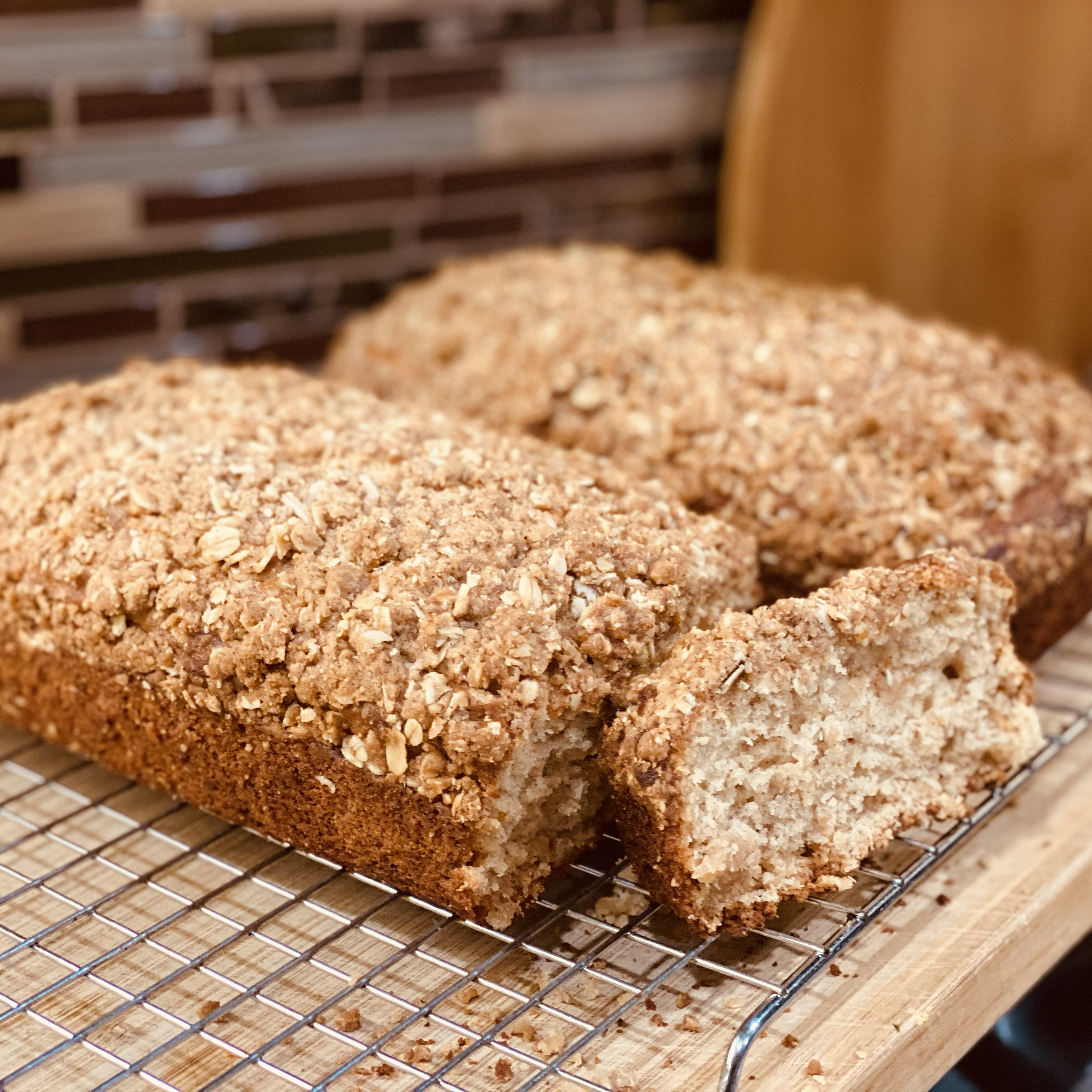 Banana Bread with Oat-Streusel Topping jacl